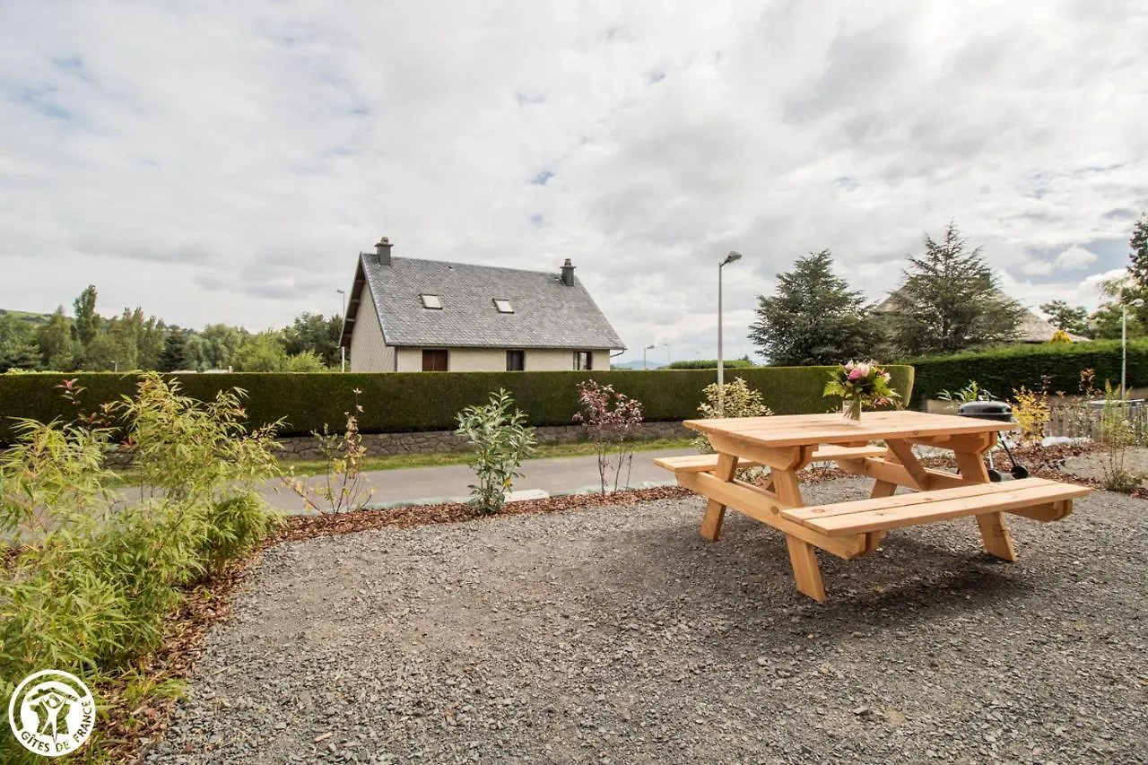 Gite De Granit Rose Besse-et-Saint-Anastaise